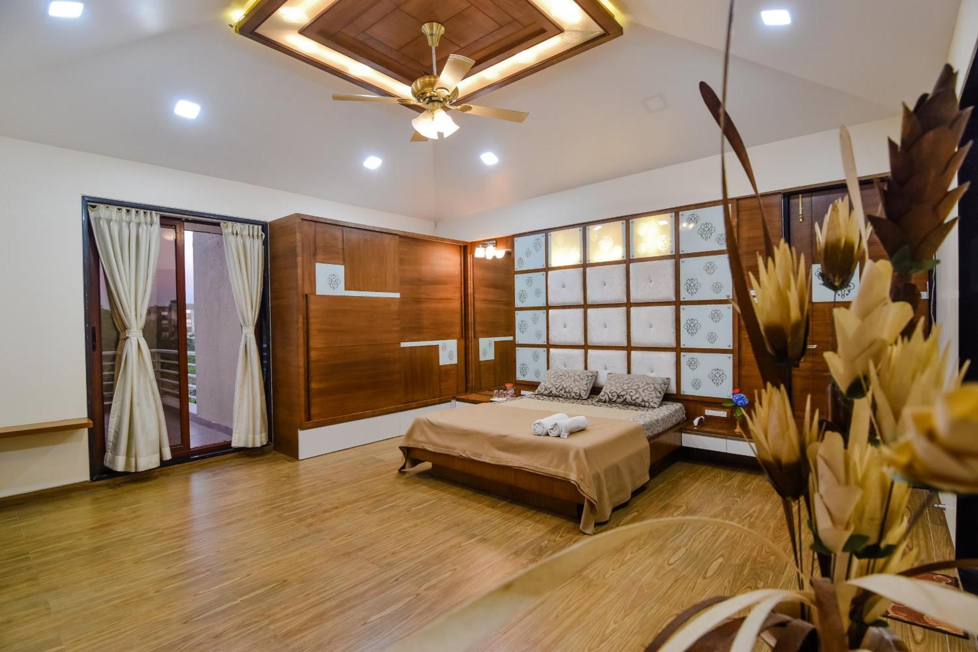 Lifeline Villas - Luxurious Taraangan 4 Mountain View Villa With Biggest Pool And Huge Open Area Lonavala Ngoại thất bức ảnh